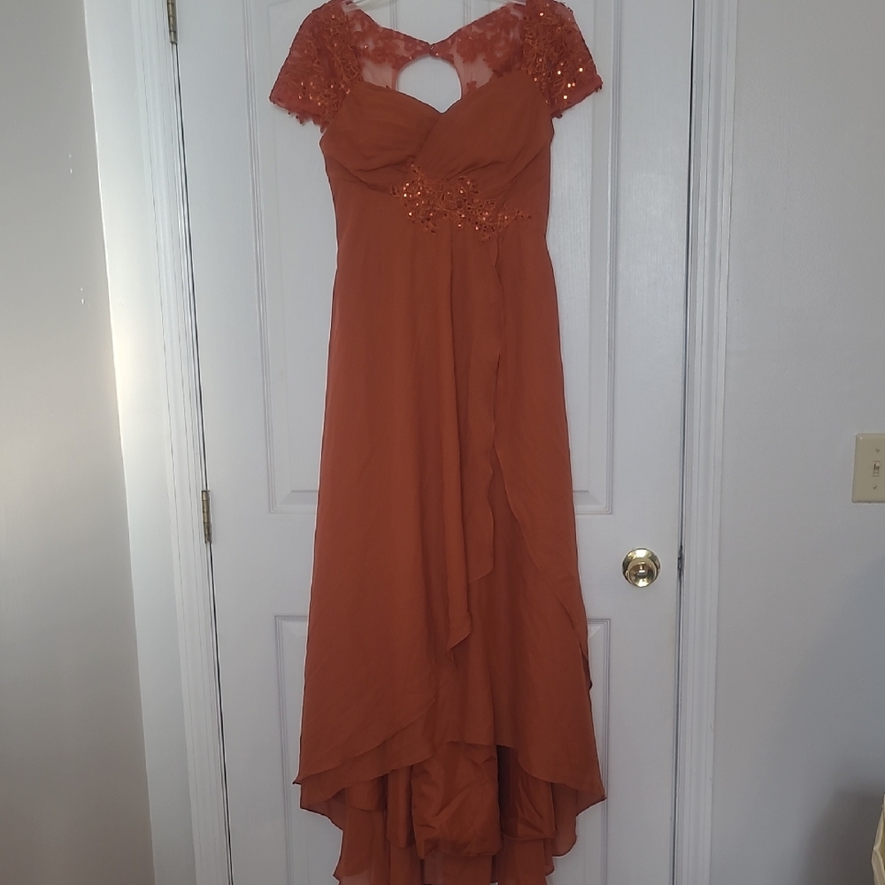 Elegant Orange Lace Evening Dress